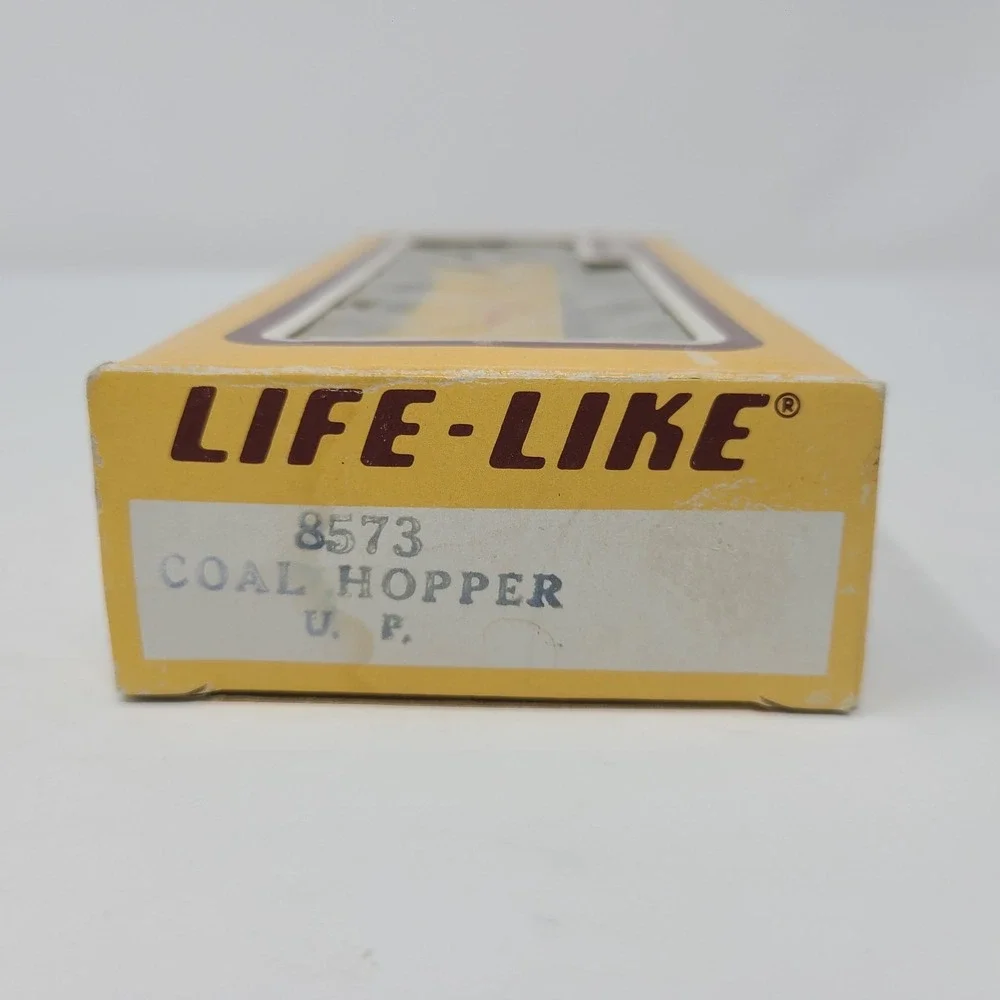NIB Life-Like Train Car #8573 HO Scale Yellow Coal Hopper 1970s/80s New In Box